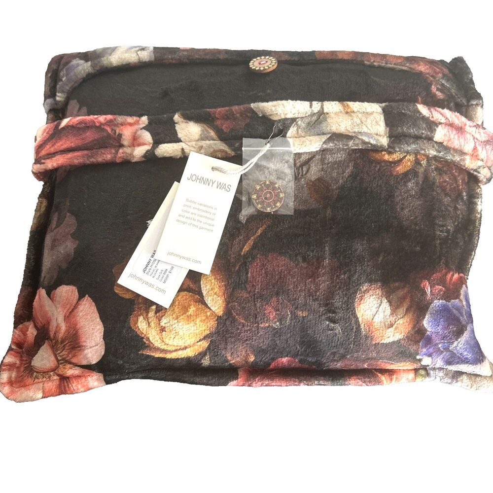 JOHNNY WAS Beckett Blooms Reversible Travel Blanket Throw & Bag Set NEW - Picture 4 of 6